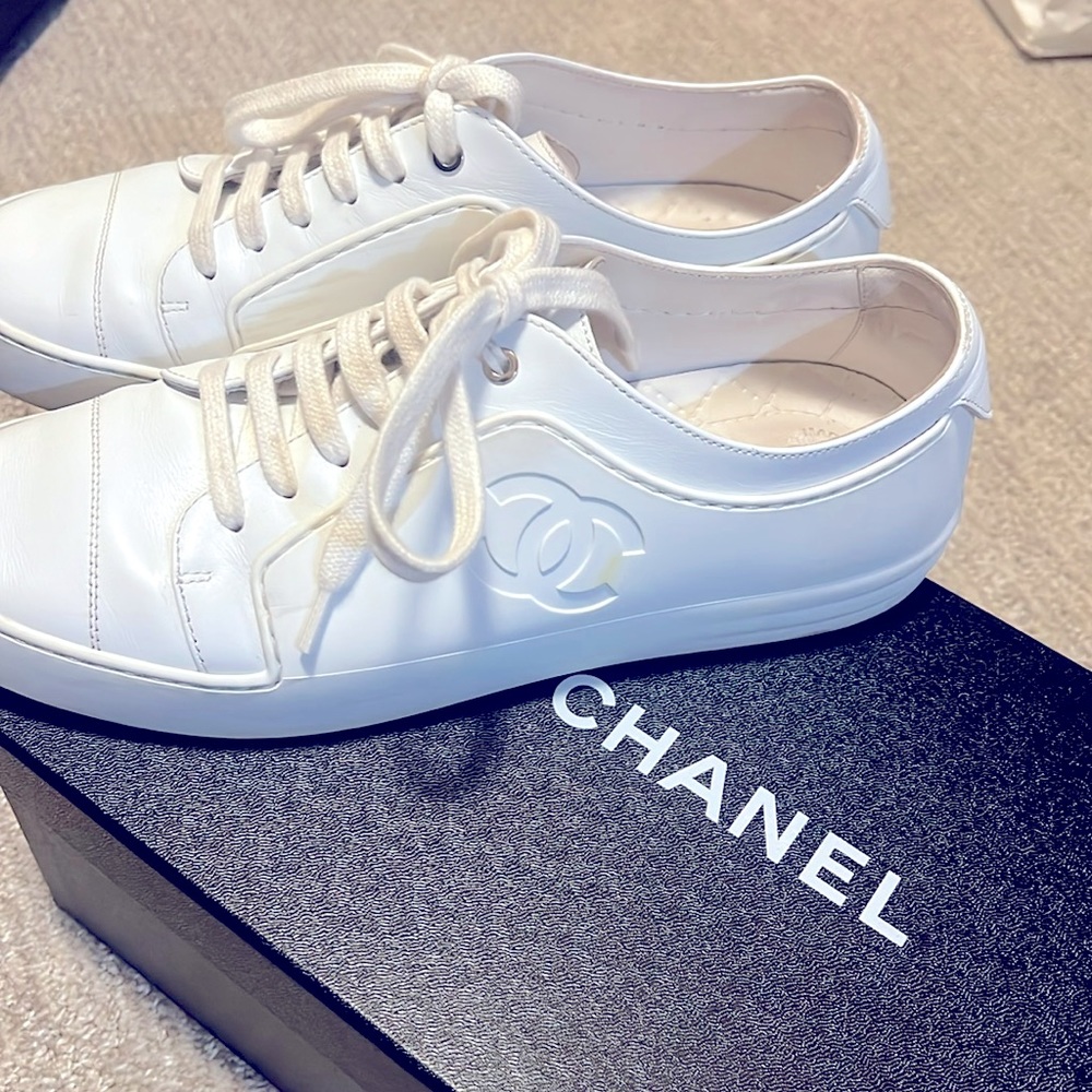 Chanel Sneakers rare 2017 leather and Rubber Sneakers Size 38
